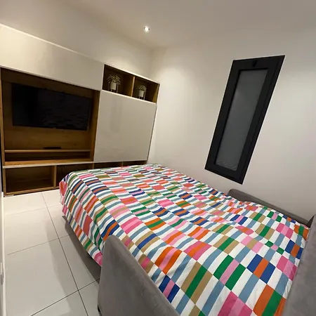 Maison Moderne Вилла