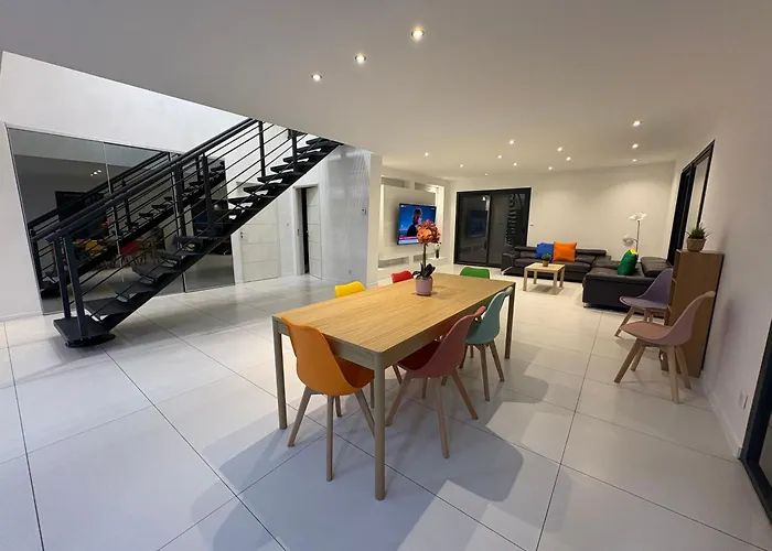 Maison Moderne Aulnat